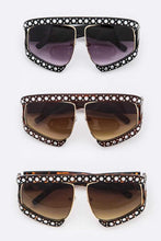 Load image into Gallery viewer, OVERSIZED DIAMOND TRIMMED SUNGLASSES
