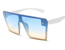 Load image into Gallery viewer, TRENDY OVERSIZED SUNGLASSES
