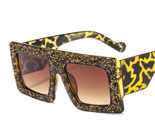 Load image into Gallery viewer, OVERSIZED SQUARE RHINESTONE TRIMMED SUNGLASSES
