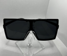 Load image into Gallery viewer, OVERSIZED SQUARE FASHION SUNGLASSWS
