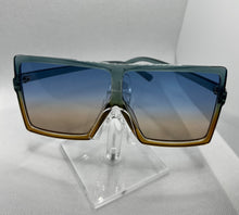 Load image into Gallery viewer, OVERSIZED SQUARE FASHION SUNGLASSWS
