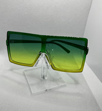 Load image into Gallery viewer, OVERSIZED SQUARE FASHION SUNGLASSWS
