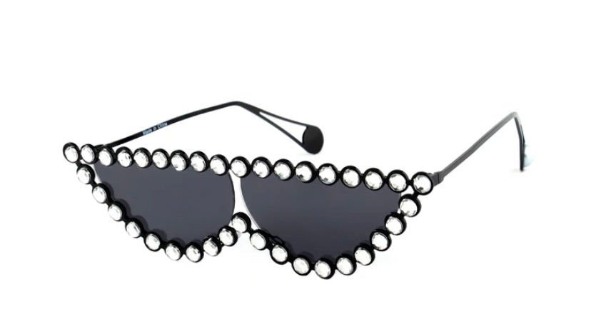 VINTAGE CAT EYE DIAMOND SUNGLASSES