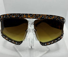 Load image into Gallery viewer, OVERSIZED DIAMOND TRIMMED SUNGLASSES
