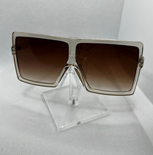 Load image into Gallery viewer, OVERSIZED SQUARE FASHION SUNGLASSWS
